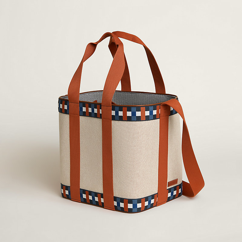 ピクニックバッグ 《森の空き地にて》 PM | Hermès - エルメス-公式サイト